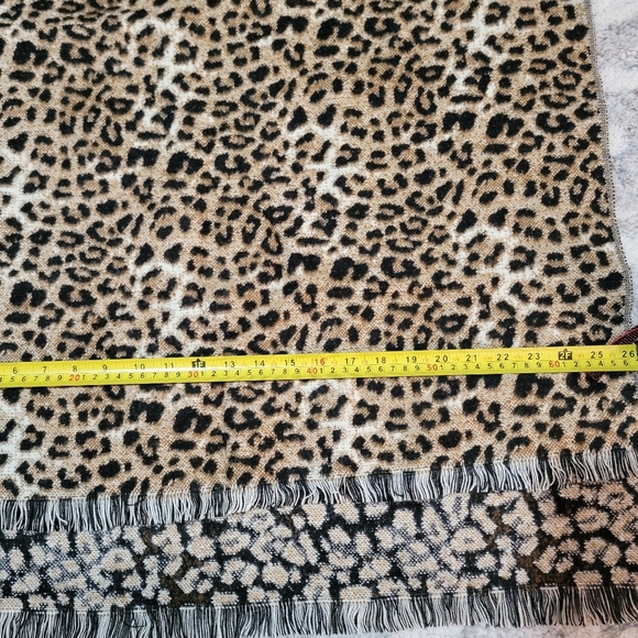 Leopard Print Scarf 80x26 - Picture 3 of 6